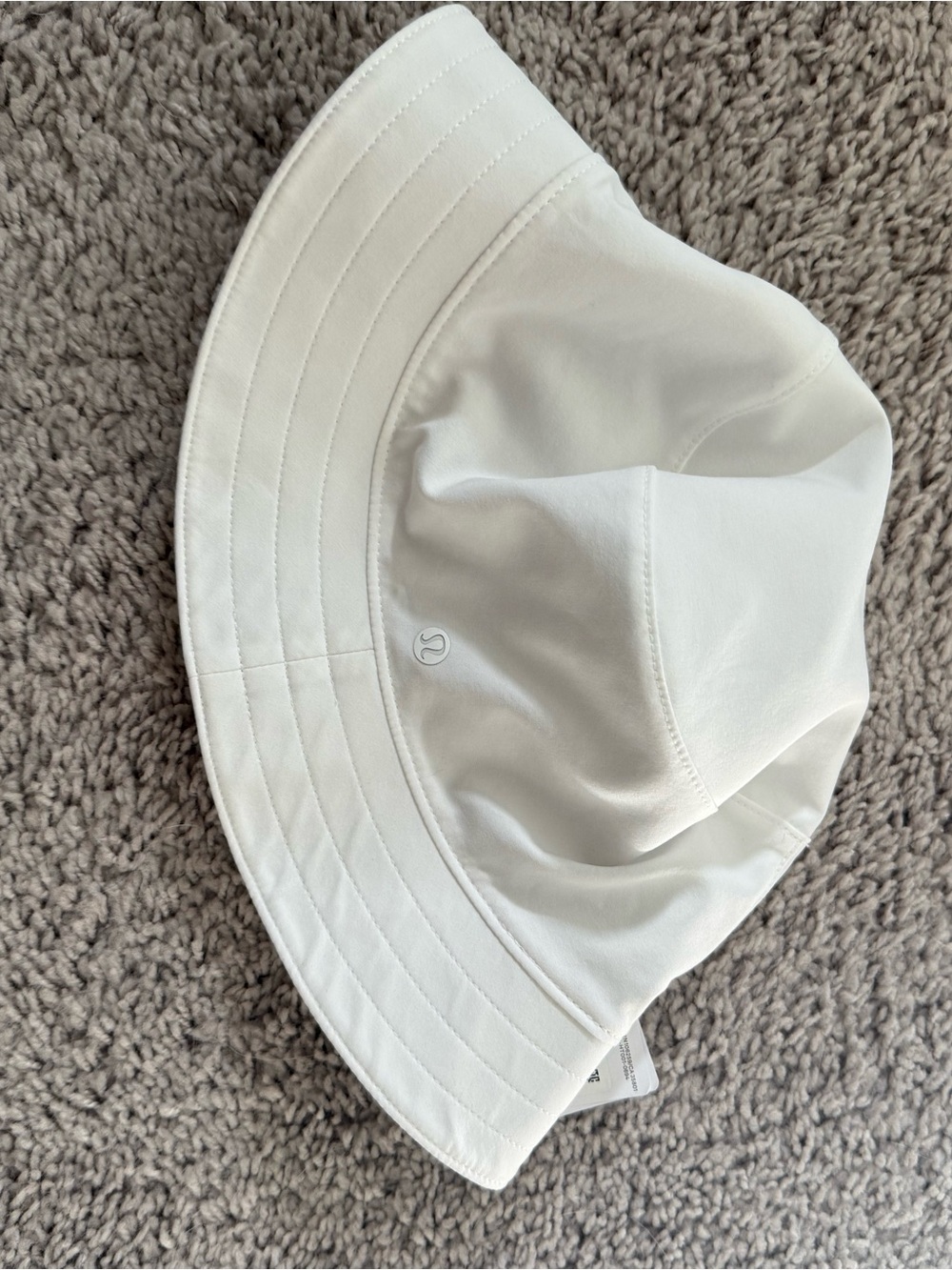 lululemon athletica White Women's Sun Bucket Hat | reversible
